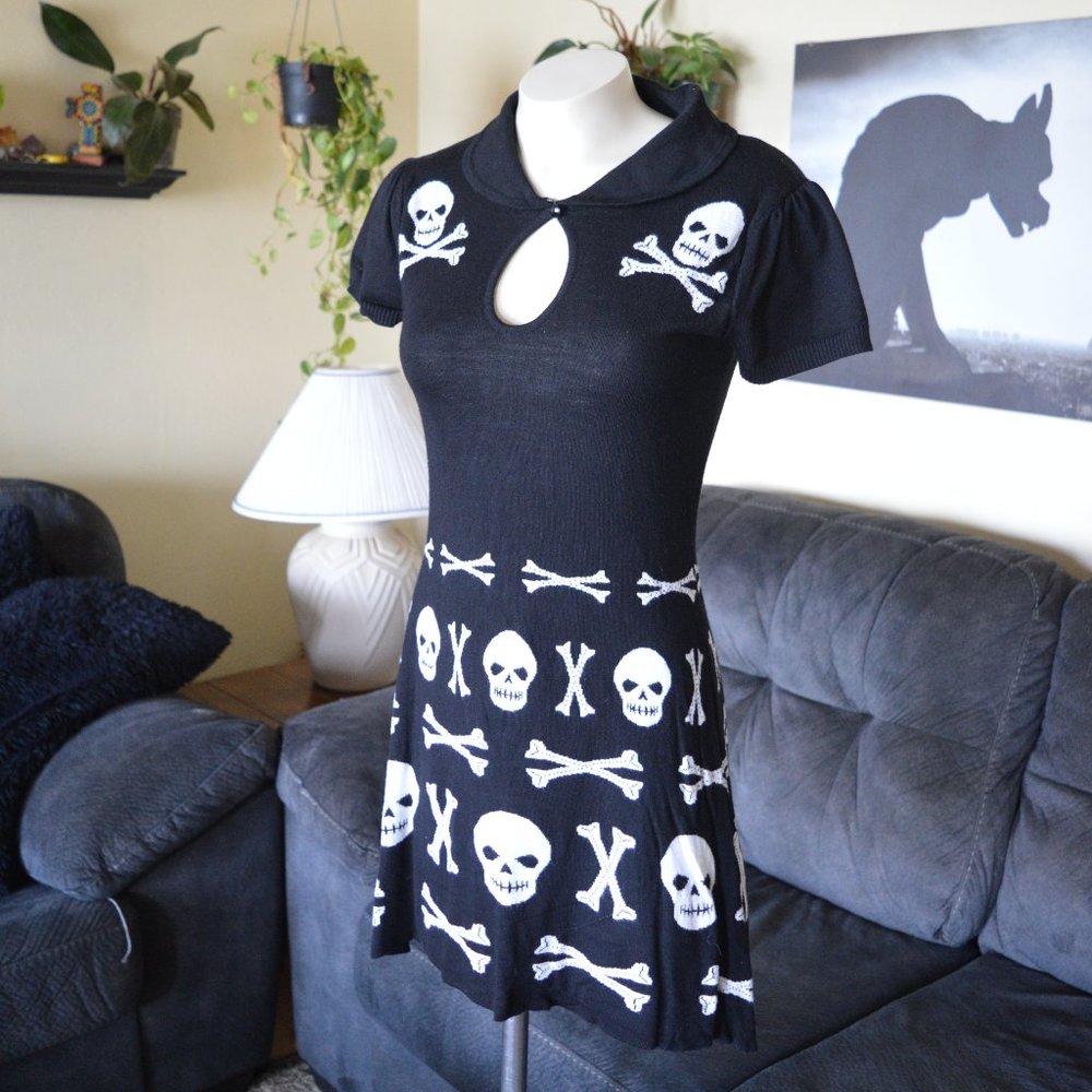 Banned Keyhole Knit Short Sleeve Sweater Dress Collar Mini Winter Halloween
